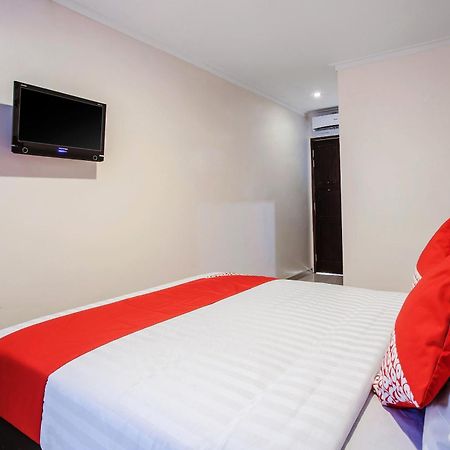 Super Oyo Capital O 134 Lg Residence Surabaya Kültér fotó
