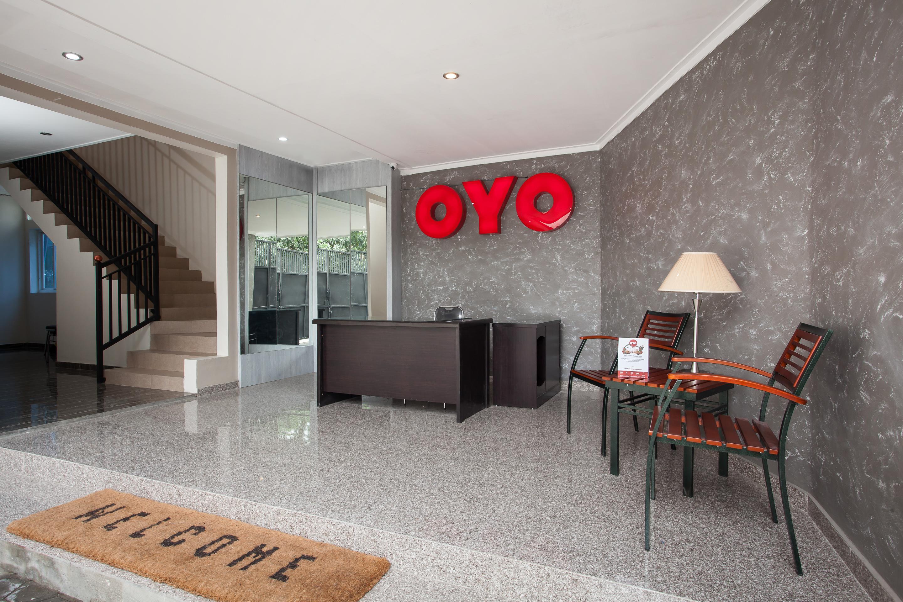 Super Oyo Capital O 134 Lg Residence Surabaya Kültér fotó