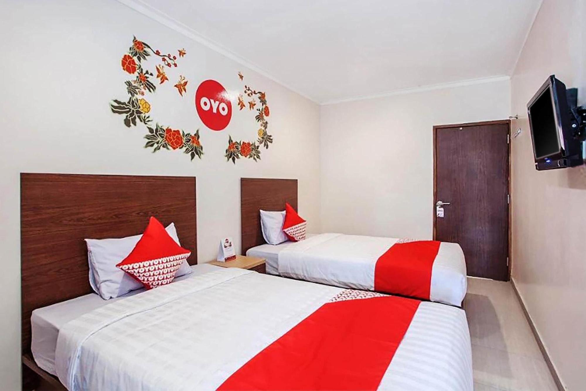 Super Oyo Capital O 134 Lg Residence Surabaya Kültér fotó